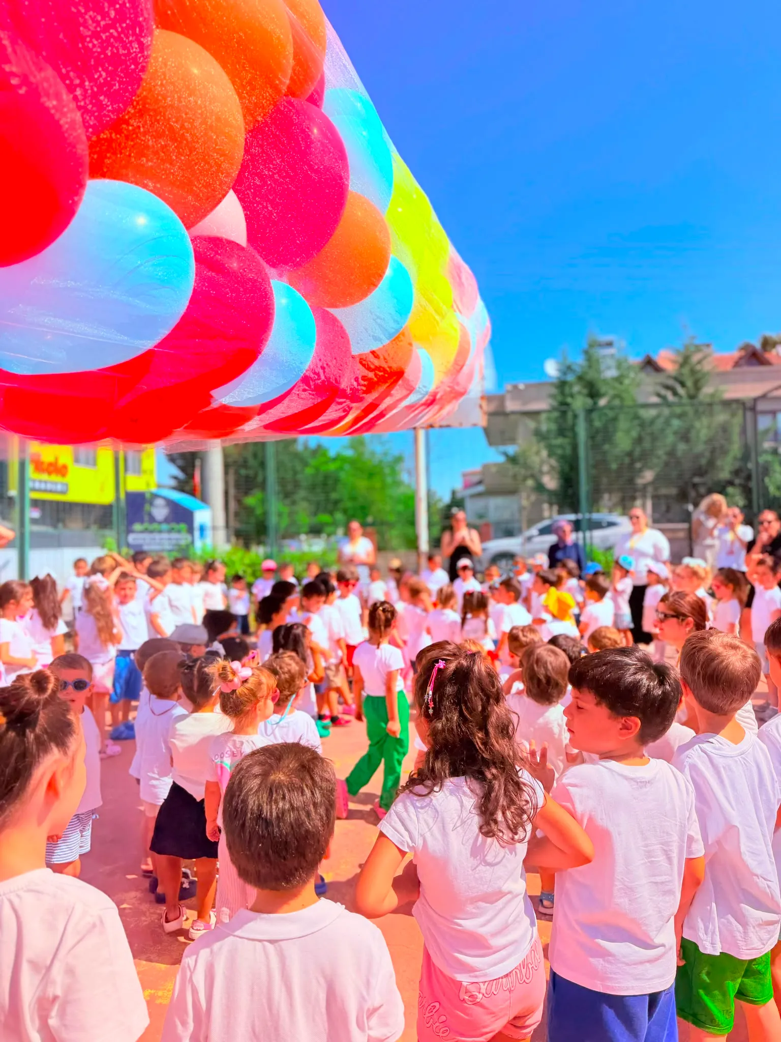 PİKOLO COLOR FEST'TE RENKLER KONUŞTU!